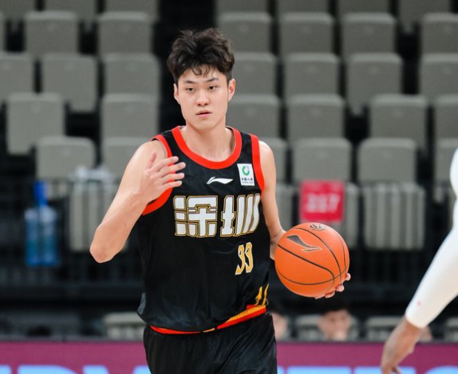 CBA第33轮最佳阵容：王浩然32分生涯新高打爆卫冕冠军 张镇麟入选